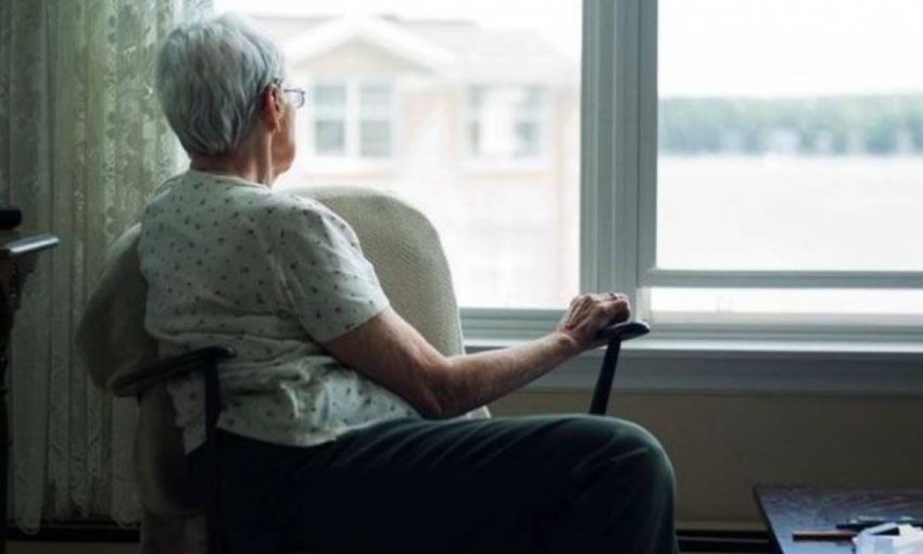 Visita il tuo famigliare con demenza, anche se non ti riconosce più, lui ne avrà comunque un beneficio