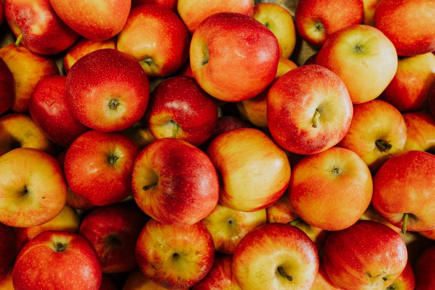 apples Photo by Kelly via pexels 28844411